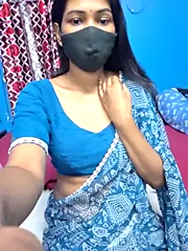 Snapshot of Triha_18 chatting on February 16, 2026, 4:58 pm Triha 18 online show from February 16, 2026, 4:58 pm