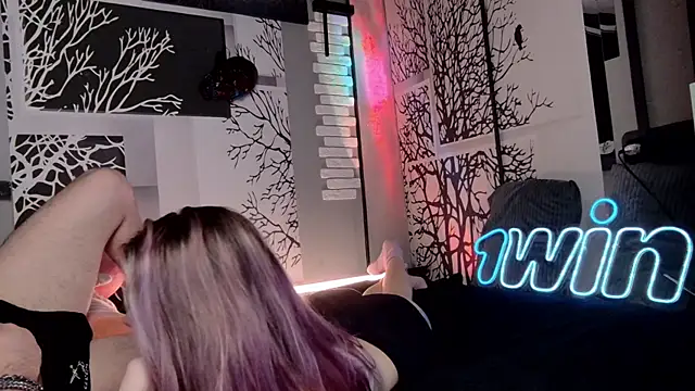 niki7377 online show from February 21, 2025, 4:26 pm