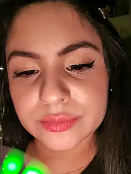 Lia Hurley online show from January 1, 2025, 7:41 am