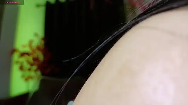 Snapshot of Kirei_kirei chatting on January 1, 2025, 8:45 am Kirei kirei online show from January 1, 2025, 8:45 am