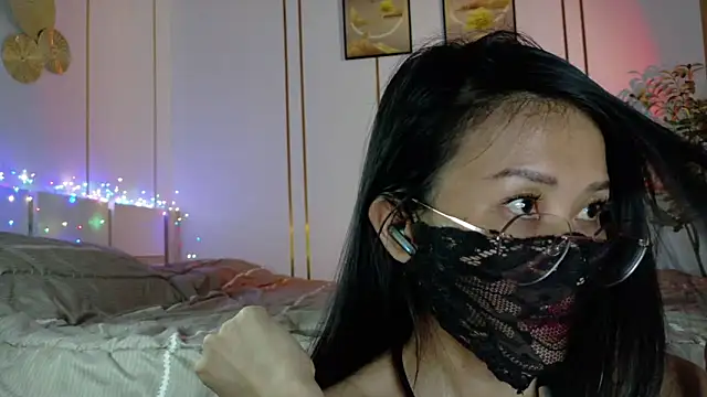 Snapshot of Kirei_kirei chatting on January 8, 2025, 1:09 pm Kirei kirei online show from January 8, 2025, 1:09 pm