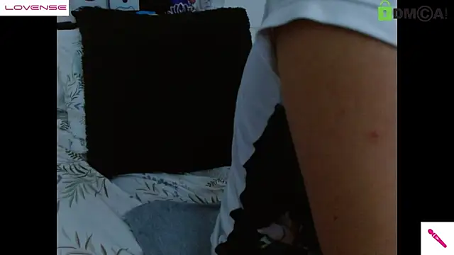 Snapshot of Hot_Candy_ chatting on February 28, 2025, 10:20 am Hot Candy online show from February 28, 2025, 10:20 am