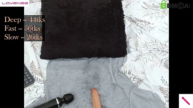 Snapshot of Hot_Candy_ chatting on February 28, 2025, 4:31 pm Hot Candy online show from February 28, 2025, 4:31 pm