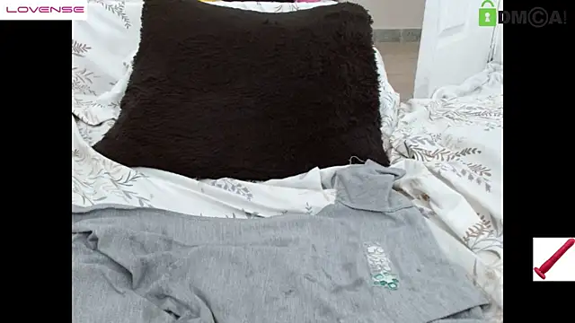 Snapshot of Hot_Candy_ chatting on March 1, 2025, 4:54 pm Hot Candy online show from March 1, 2025, 4:54 pm