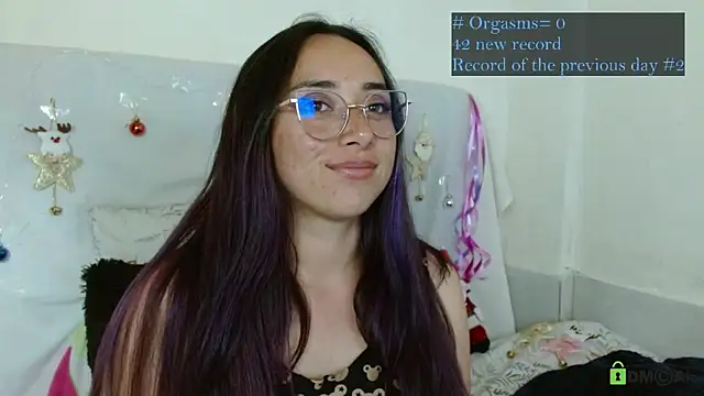 Snapshot of Hot_Candy_ chatting on December 19, 2025, 3:02 am Hot Candy online show from December 19, 2025, 3:02 am