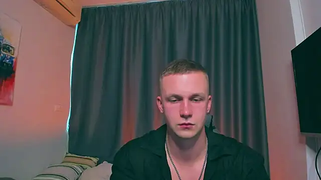 Samuel Andrew online show from March 6, 2025, 5:57 am