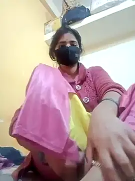 Snapshot of Mamta_Chaterjee chatting on February 4, 2025, 2:17 am Mamta Chaterjee online show from February 4, 2025, 2:17 am