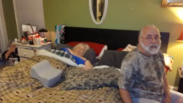 PincheDave4u online show from February 21, 2026, 2:45 am
