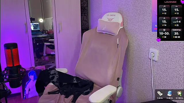 Katrin  kiss online show from February 25, 2025, 4:00 pm