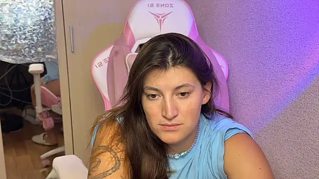 Katrin  kiss online show from July 28, 2026, 10:09 pm