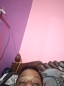 ind hero online show from December 2, 2025, 1:39 pm