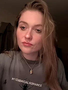 Goldloeckchen159 online show from February 7, 2026, 9:18 pm