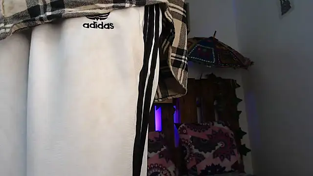 SARA VAL3NTINA  online show from March 15, 2025, 12:15 am