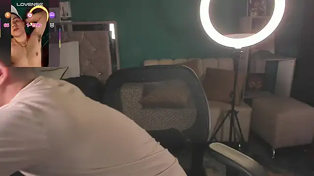 Brat  online show from September 29, 2025, 12:43 pm