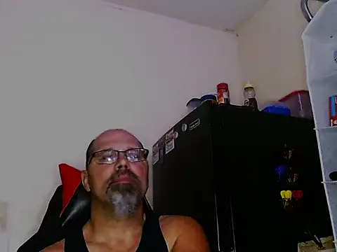 KrazyLegz online show from December 11, 2024, 2:19 am