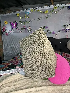 NinaGauther online show from March 18, 2026, 2:42 pm