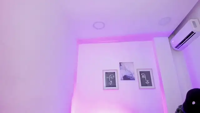 emelie 89 online show from January 15, 2025, 11:43 am