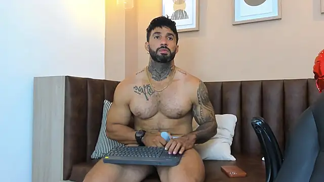 Snapshot of naugthy_dominant chatting on February 10, 2025, 4:41 am naugthy dominant online show from February 10, 2025, 4:41 am