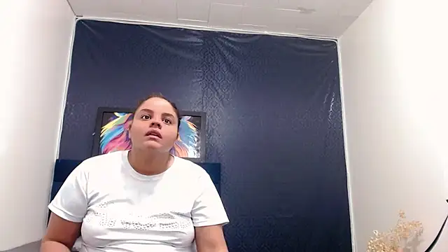 Snapshot of brunnette_hot chatting on February 25, 2025, 11:19 am brunnette hot online show from February 25, 2025, 11:19 am