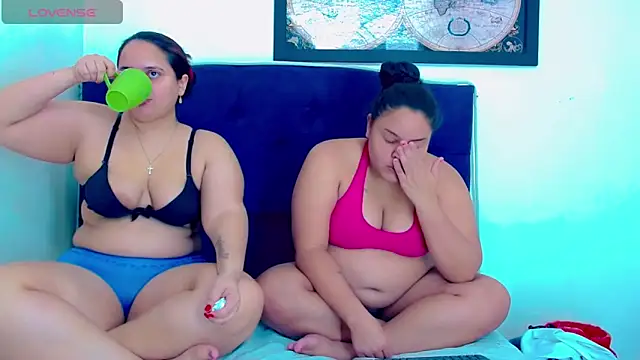 Snapshot of brunnette_hot chatting on September 29, 2025, 11:37 am brunnette hot online show from September 29, 2025, 11:37 am