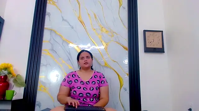 brunnette hot online show from May 9, 2026, 11:26 am