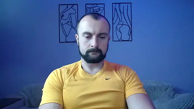 brindlefly6969 online show from December 28, 2024, 11:41 am