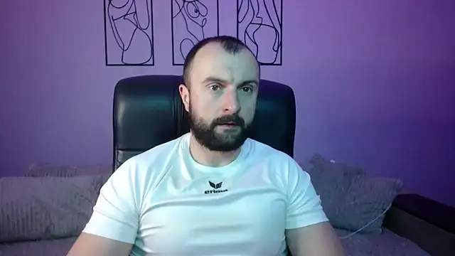 brindlefly6969 online show from April 11, 2026, 10:30 am