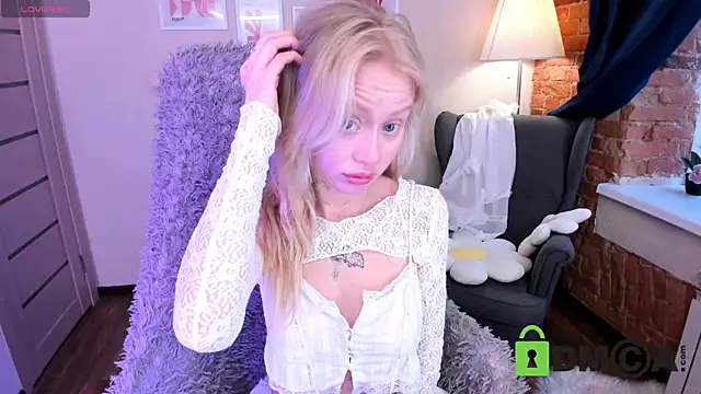 MalenaErnman online show from February 28, 2025, 1:36 pm