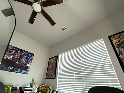 4EVAGLACIERS online show from July 28, 2026, 1:43 pm