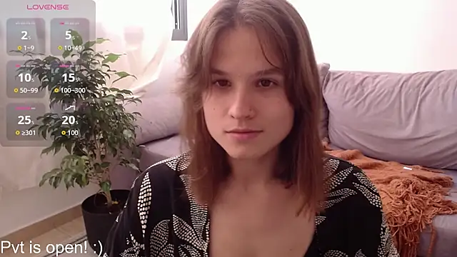 Your Hand In mine online show from December 15, 2025, 7:07 pm