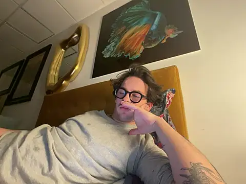 Snapshot of hardmecl chatting on March 20, 2025, 9:13 pm hardmecl online show from March 20, 2025, 9:13 pm