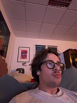 Snapshot of hardmecl chatting on March 19, 2026, 6:56 pm hardmecl online show from March 19, 2026, 6:56 pm