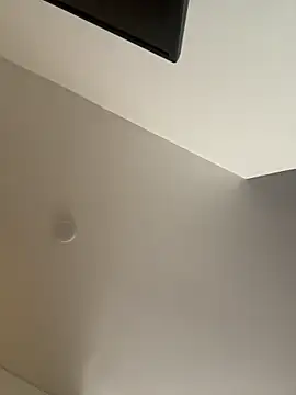 Snapshot of pamell_col chatting on November 14, 2025, 12:15 pm pamell col online show from November 14, 2025, 12:15 pm