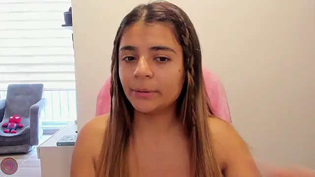 Snapshot of pamell_col chatting on February 10, 2026, 9:30 pm pamell col online show from February 10, 2026, 9:30 pm