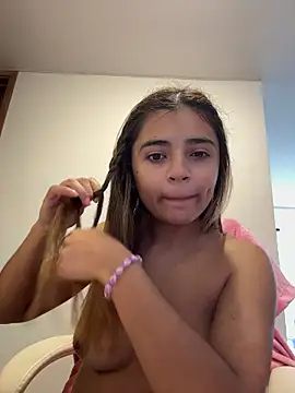 Snapshot of pamell_col chatting on February 12, 2026, 1:39 pm pamell col online show from February 12, 2026, 1:39 pm