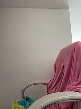 Snapshot of pamell_col chatting on February 13, 2026, 4:03 pm pamell col online show from February 13, 2026, 4:03 pm