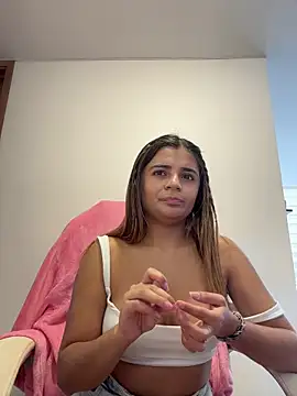 Snapshot of pamell_col chatting on March 6, 2026, 7:43 pm pamell col online show from March 6, 2026, 7:43 pm