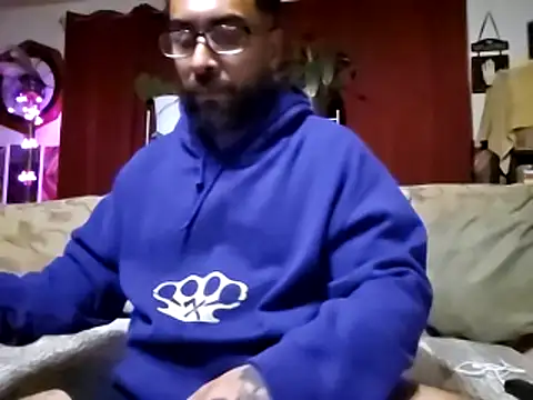 Snapshot of Forbidden_daddy chatting on February 18, 2025, 11:55 am Forbidden daddy online show from February 18, 2025, 11:55 am