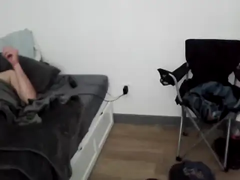 Snapshot of Iliketocooksquirt25 chatting on February 5, 2025, 4:47 pm Iliketocooksquirt25 online show from February 5, 2025, 4:47 pm