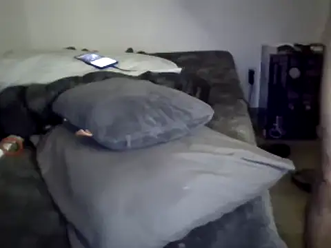 Snapshot of Iliketocooksquirt25 chatting on February 21, 2025, 12:39 pm Iliketocooksquirt25 online show from February 21, 2025, 12:39 pm