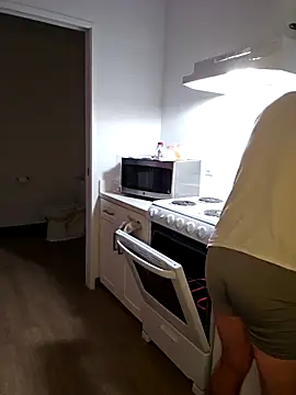 Snapshot of Iliketocooksquirt25 chatting on March 10, 2025, 7:42 am Iliketocooksquirt25 online show from March 10, 2025, 7:42 am