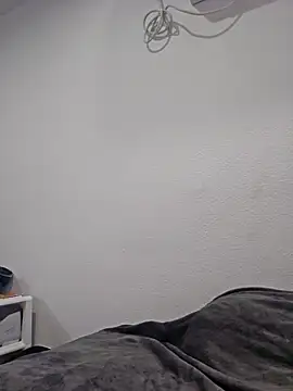 Snapshot of Iliketocooksquirt25 chatting on October 20, 2025, 2:34 am Iliketocooksquirt25 online show from October 20, 2025, 2:34 am