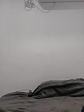 Iliketocooksquirt25 online show from February 4, 2026, 9:53 pm