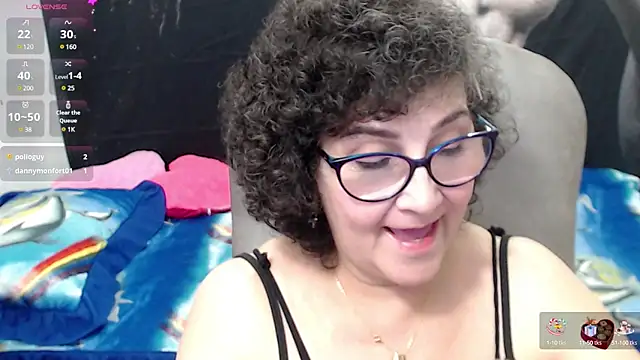 cataleya mom online show from February 19, 2025, 4:12 am