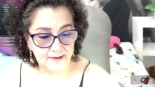 cataleya mom online show from March 7, 2025, 6:02 am