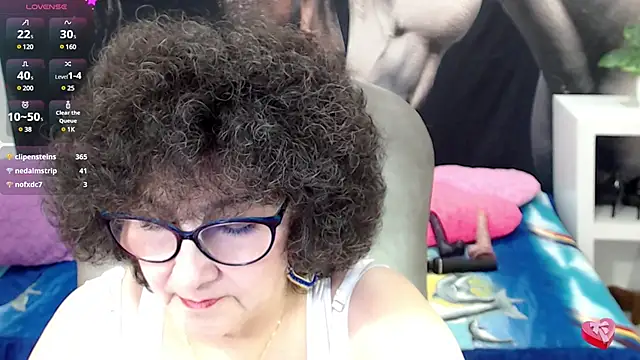 cataleya mom online show from March 14, 2025, 4:21 am