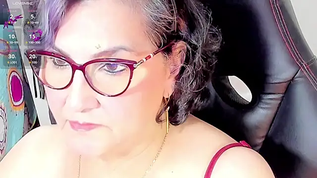 cataleya mom online show from September 18, 2025, 3:19 am