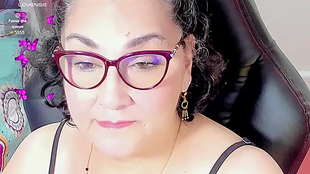 cataleya mom online show from October 12, 2025, 3:27 am