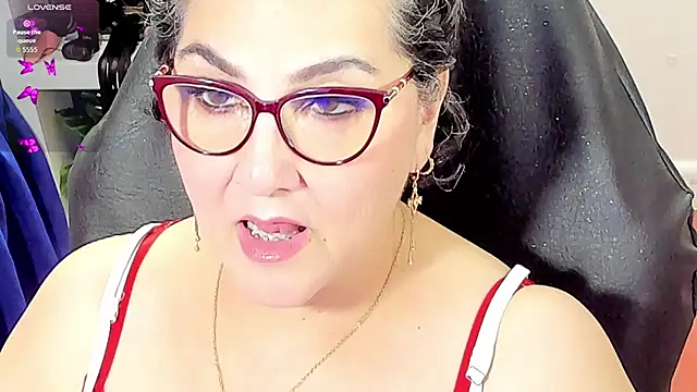 Snapshot of cataleya_mom chatting on February 11, 2026, 1:54 am cataleya mom online show from February 11, 2026, 1:54 am