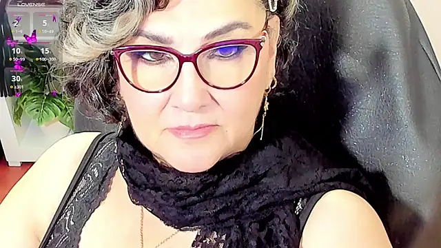 Snapshot of cataleya_mom chatting on February 20, 2026, 5:04 am cataleya mom online show from February 20, 2026, 5:04 am